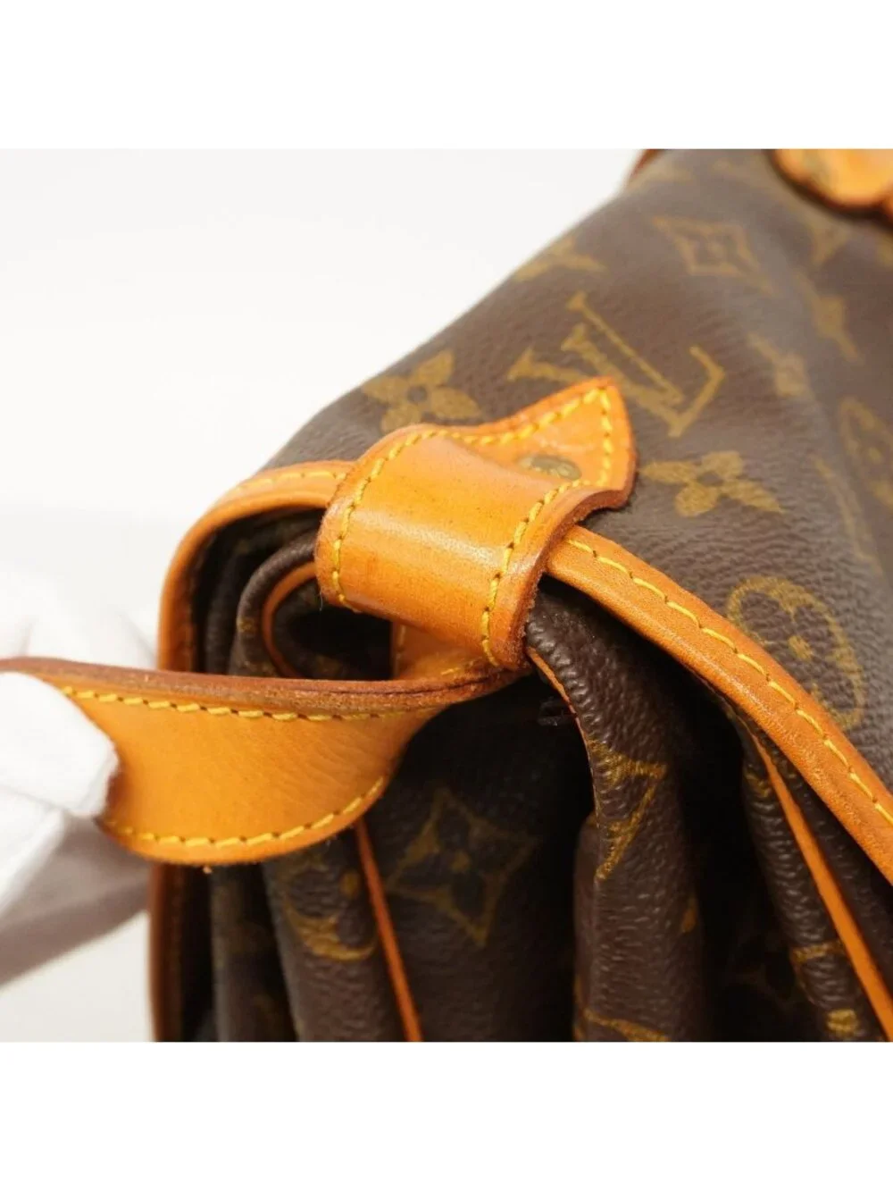 Louis Vuitton Shoulder Bag Monogram Saumur 35 Brown